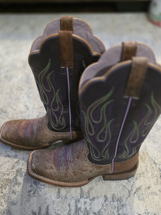 Ariat Shoes - Womens Ariat Leather Boot Interior in Light Gray